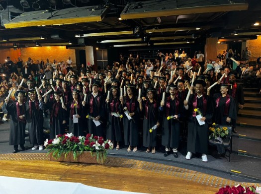 CRCSP - CRCSP ENTREGA DIPLOMA DE MÉRITO CONTÁBIL EM INSTITUIÇÕES DE ENSINO